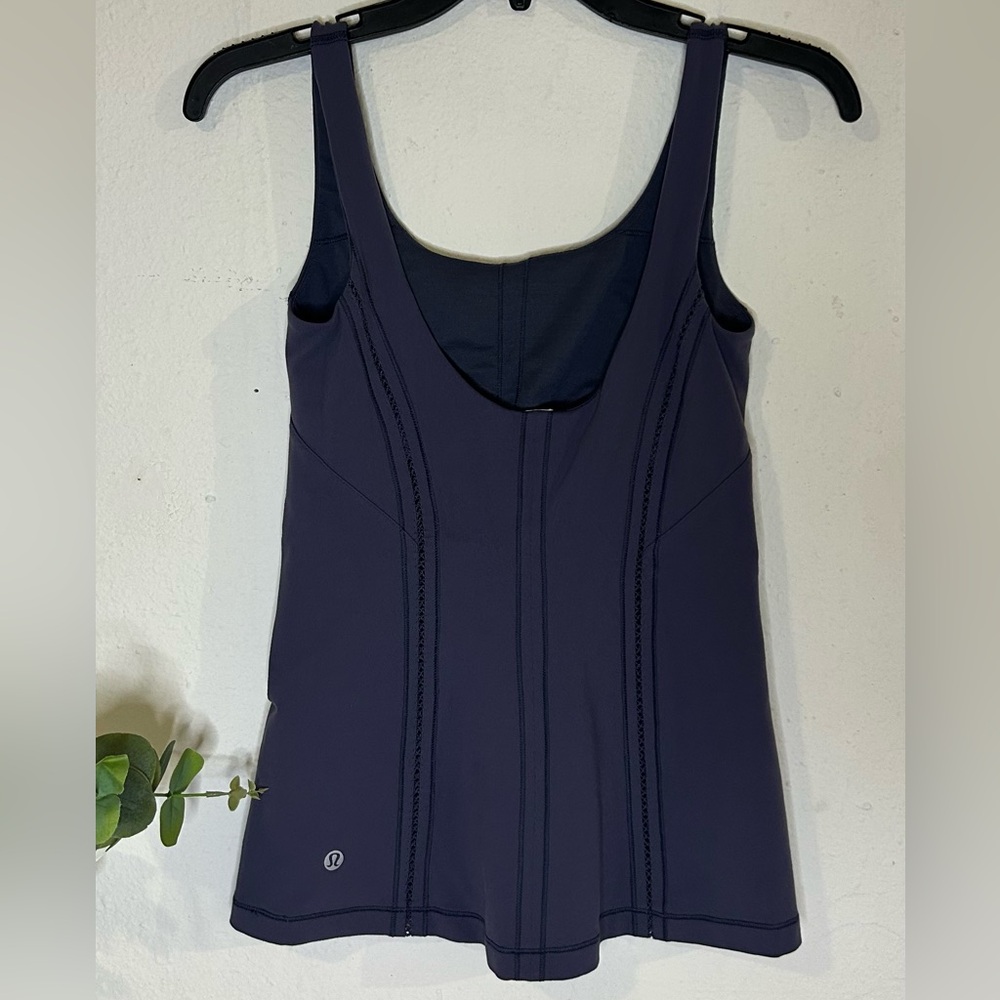 Lululemon tank top womens size 4 light purple top stretch active ladies - Picture 2 of 5